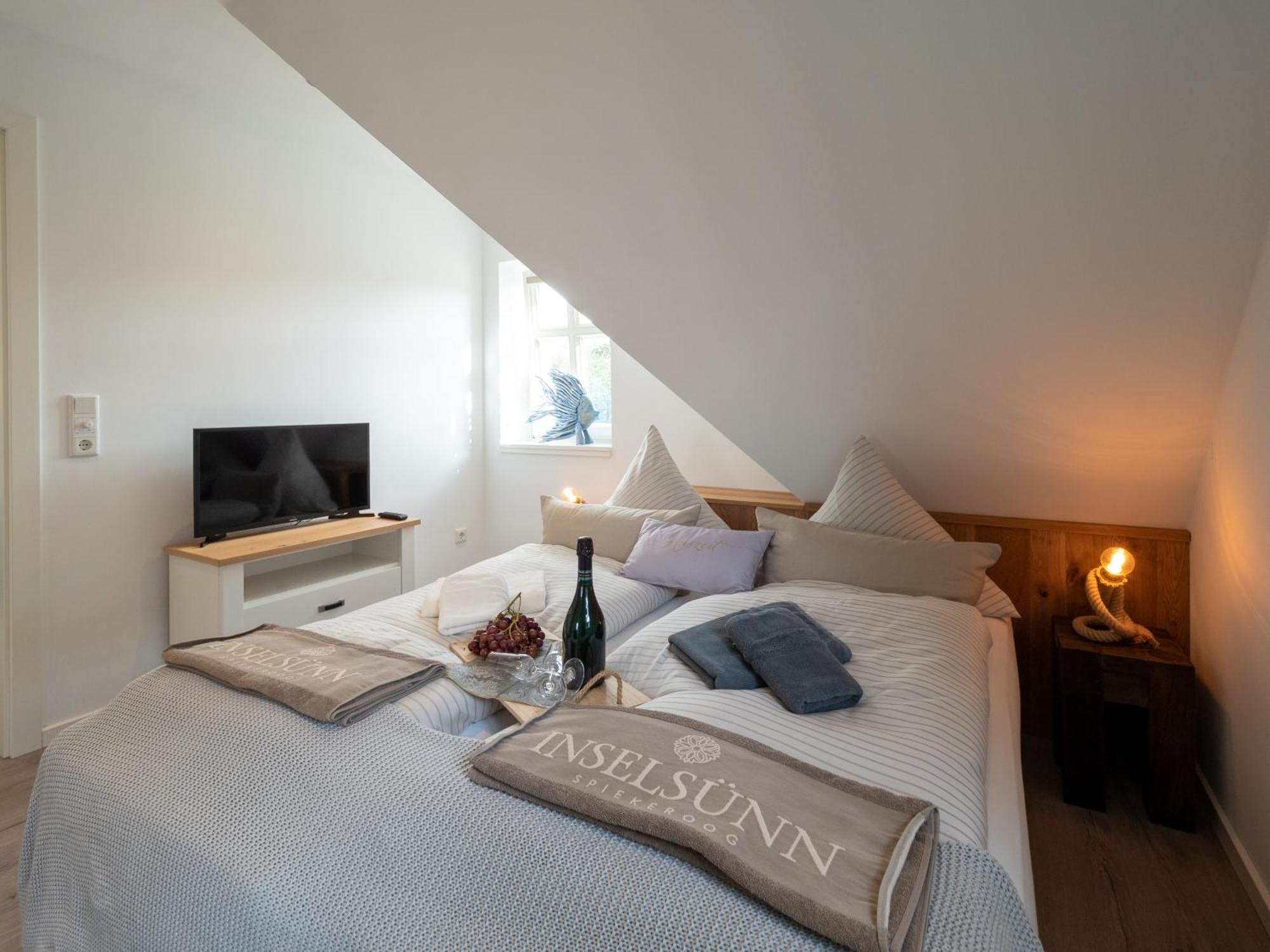 Inselsuenn Hotel Und Apartments Spiekeroog Zewnętrze zdjęcie
