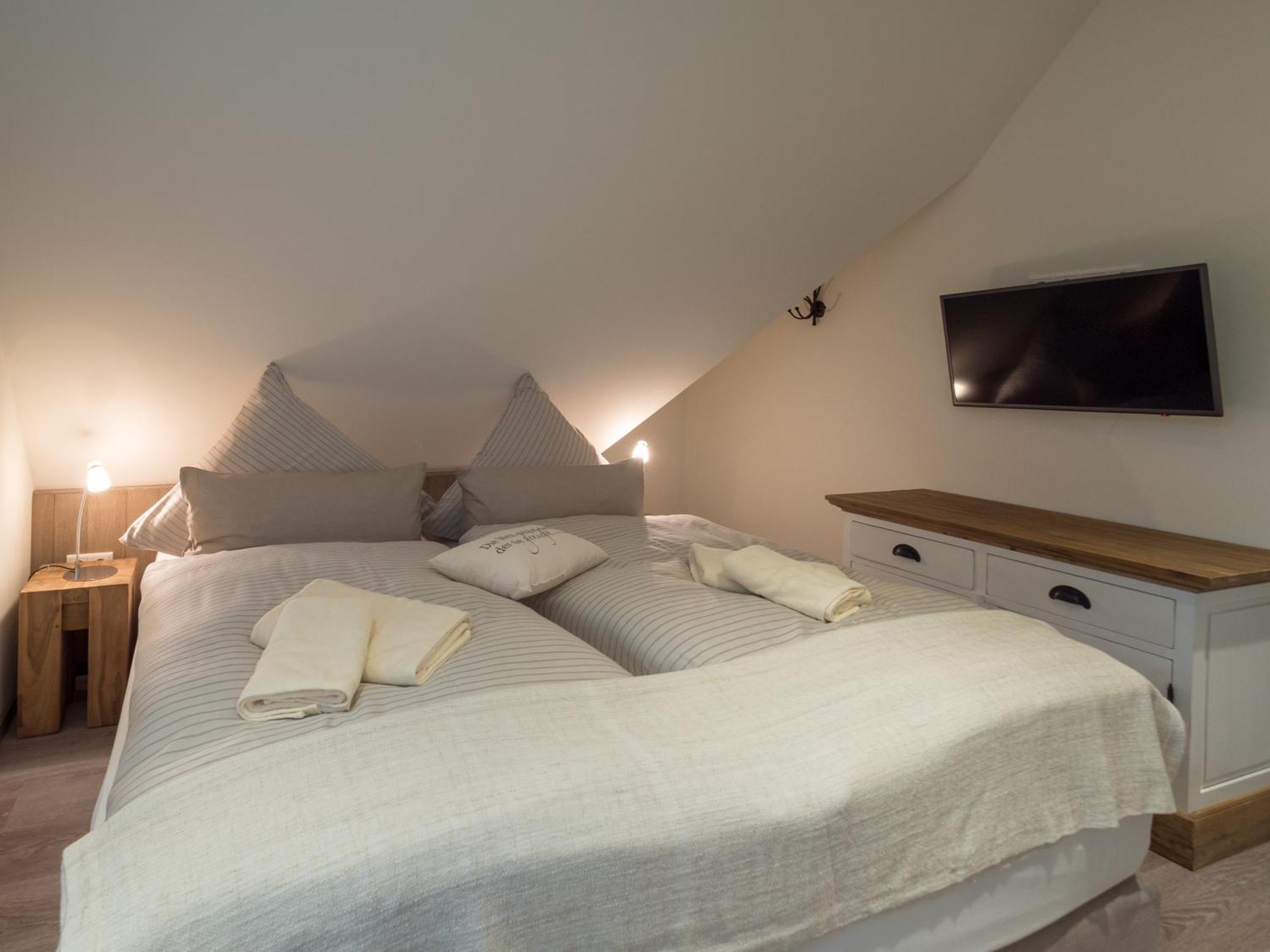 Inselsuenn Hotel Und Apartments Spiekeroog Zewnętrze zdjęcie